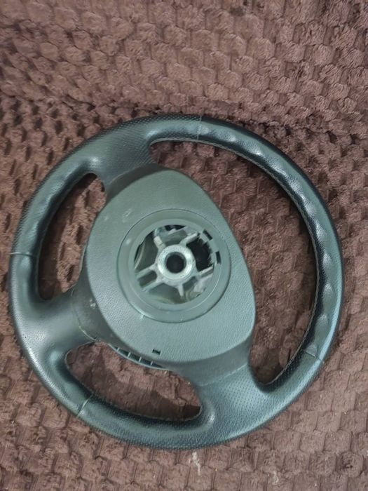 Продам кермо Citroen Berlingo b9