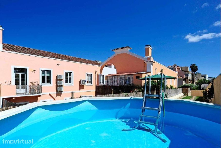 Apartamento T2 com piscina e jardim em Oeiras