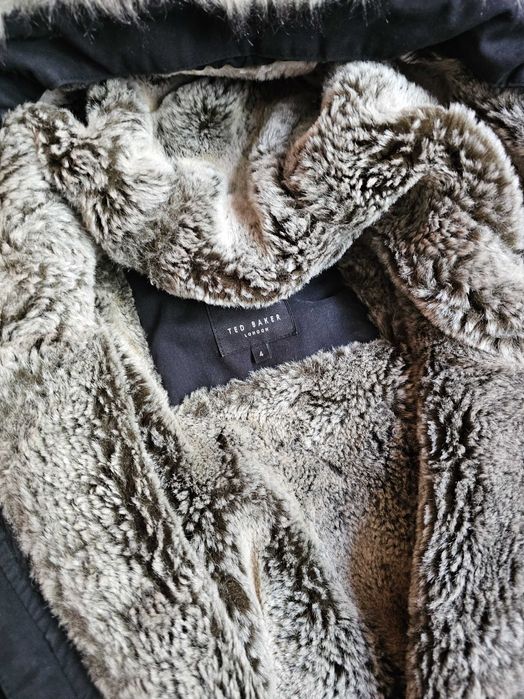 Продам оригинальную парку куртку пальто пуховик Ted Baker