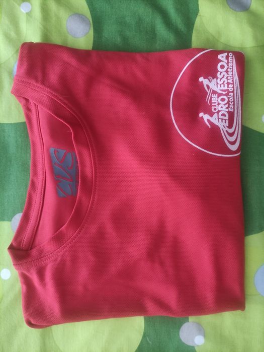 T-shirt Corrida Pedro Pessoa - L - Nova

L
Nova - Nunca foi usada
Entr