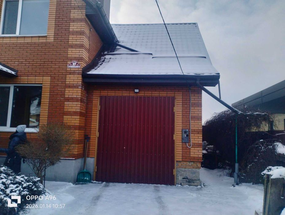 Продам 2-х поверховий будинок з верандою 3586