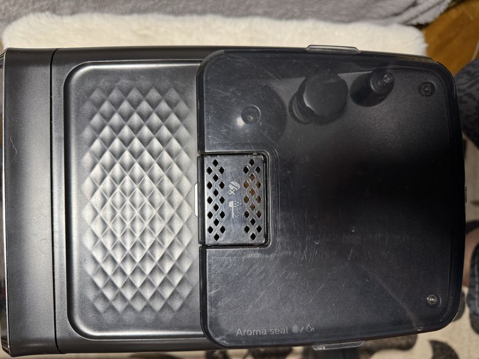 Кавомашина PHILIPS Series 5400 LatteGo