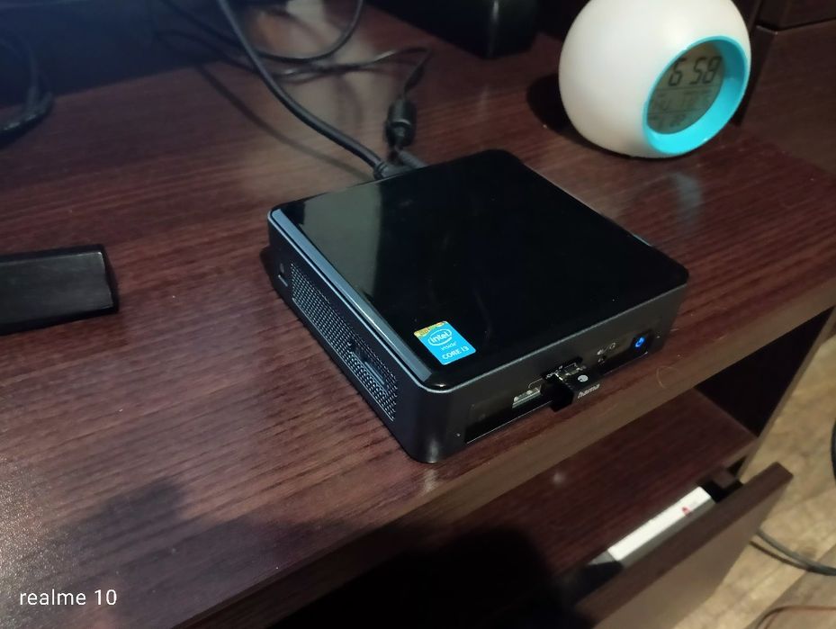 Micro komputer Intel Nuk