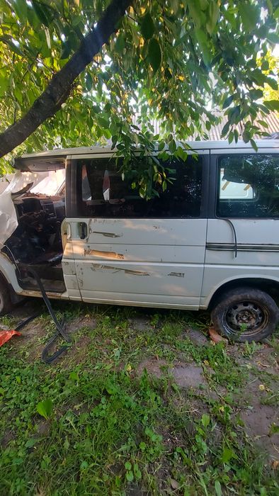 Ліва бокова дверка