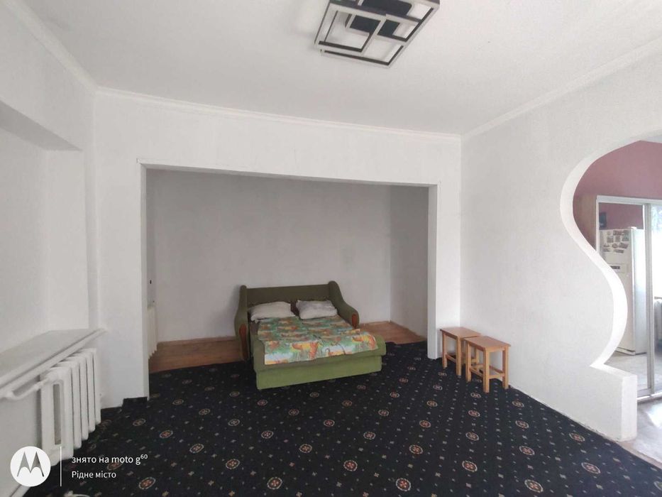 Аренда дома. Район Космос, Есть место для 2х машин. Для семьи