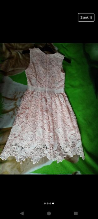 Sukienka koronkowa S/M