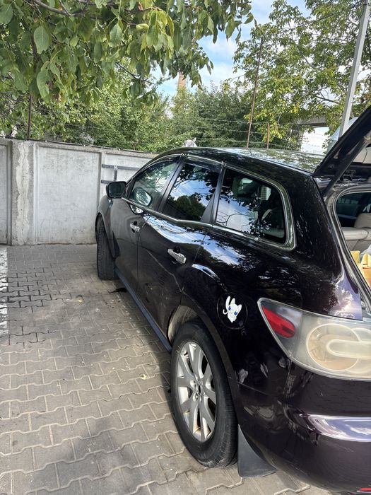 Продам Mazda CX7