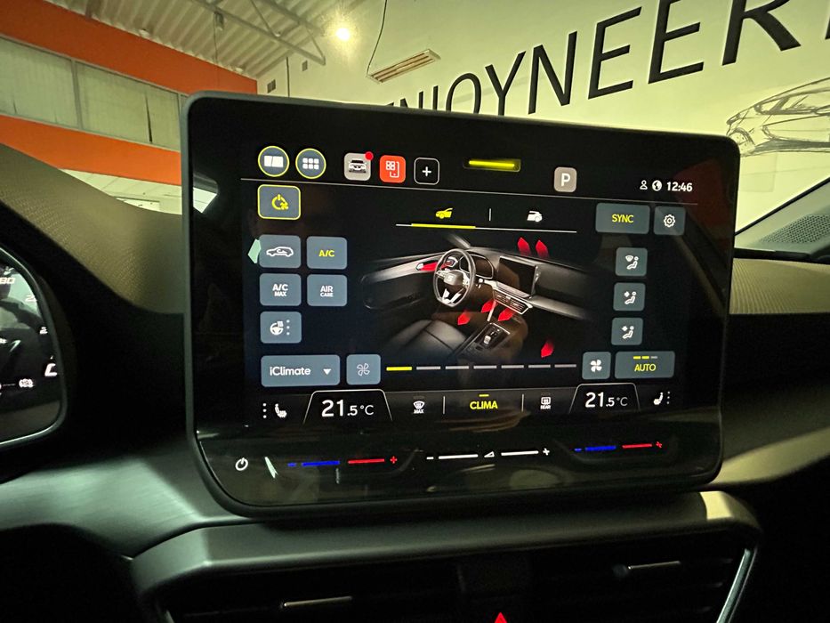 Новий SEAT Leon 2025 FR 1.5 eTSI mHEV DSG (150 к.с.)