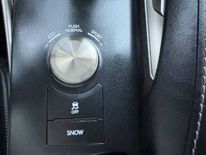 2017 Lexus IS 200t
