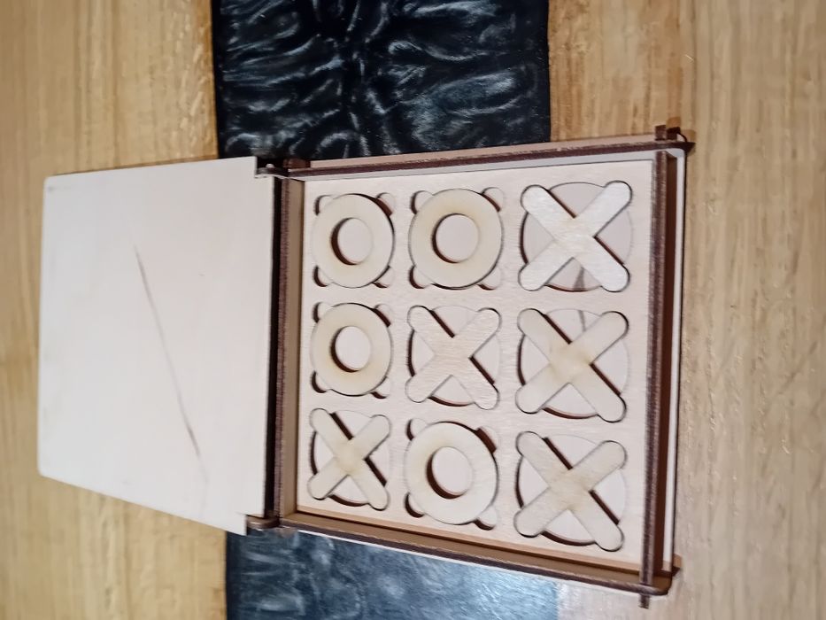 Gra kòłko krzyżyk