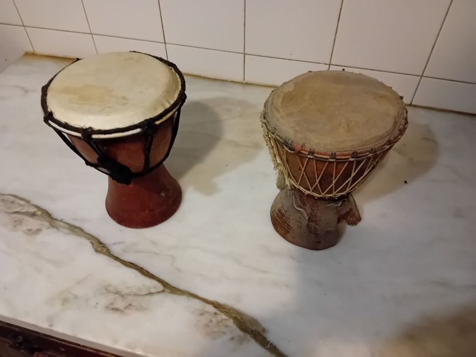 Conjunto de 2 Djembés/Tambores Africanos