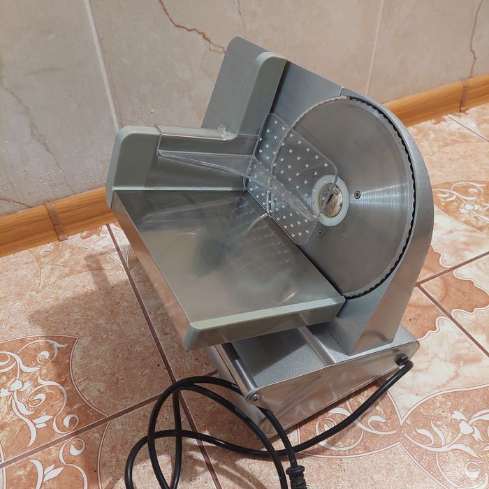 Слайсер ломтерезка скиборізка