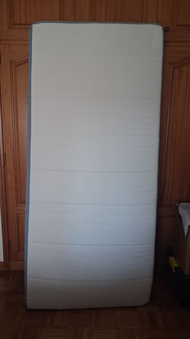 Colchão Solteiro IKEA