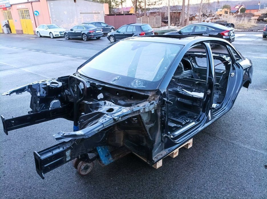 Четверть крыло кузов Audi A4 B9 2015-2024 разборка