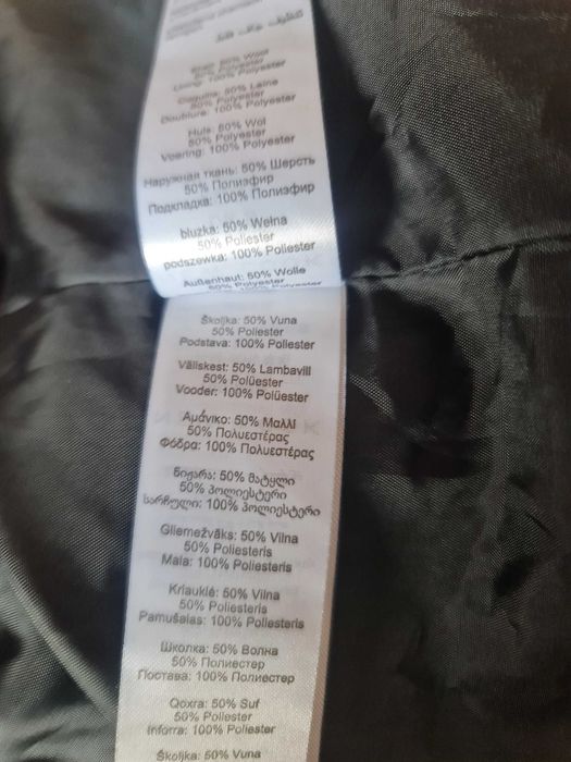 Płaszczyk damski wełniany czarny młodzieżowy płaszcz przejściowy