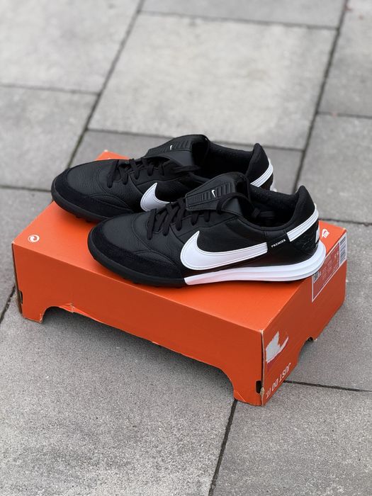 Сороконожки Nike Premier III TF [AT6178-010] оригінал