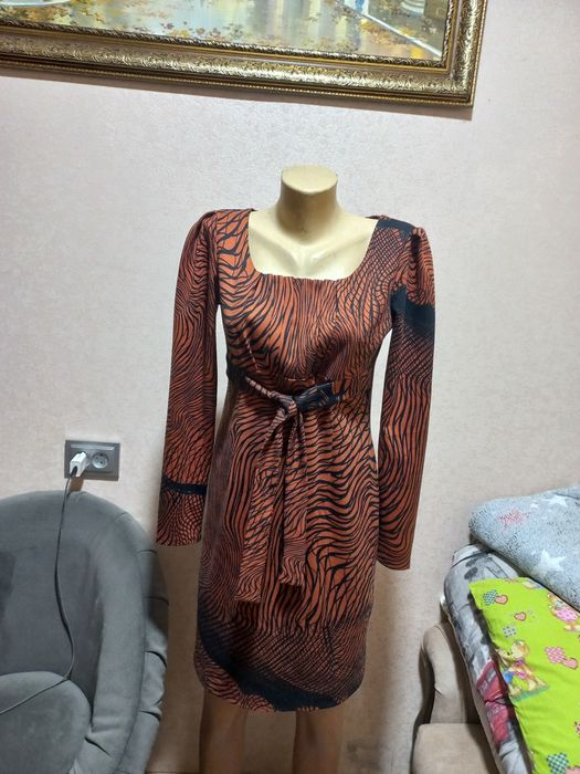 Продам одяг свіц бу у гарному стані .