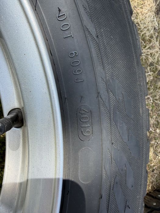 Koła 5x108 R18 Opony zimowe z kolcami 215/55
