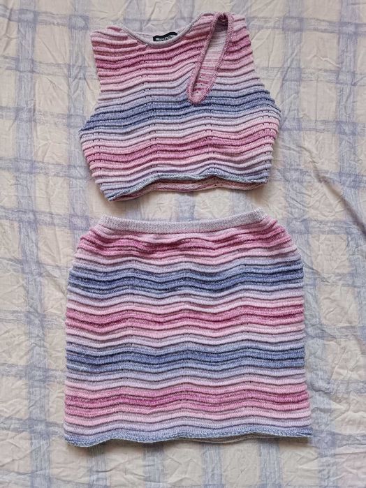 Спідниця і топ в'язані від бренду Pretty Little Thing