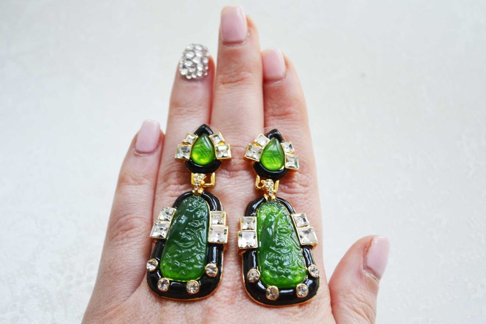 Роскошные серьги черные с зеленым monet