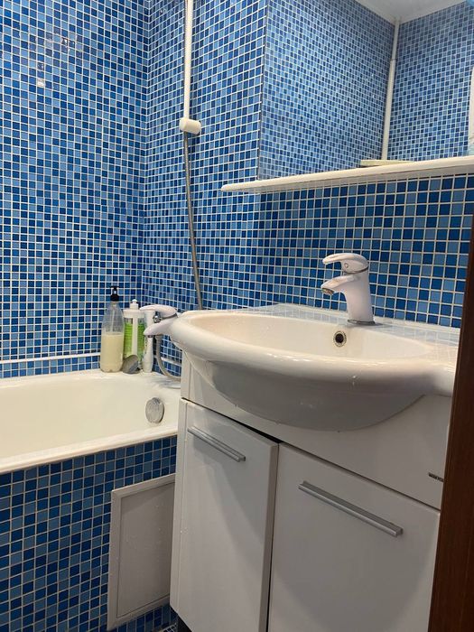 Продаж 4 кімн. квартири вул.Набережна 8