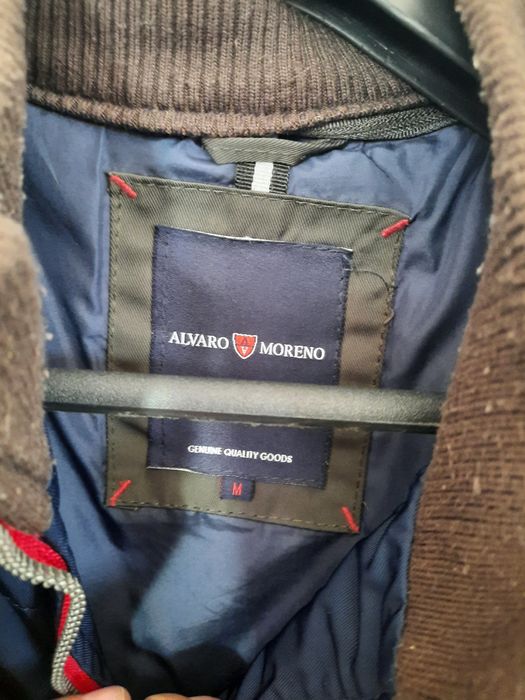 Álvaro Moreno kaki jacket