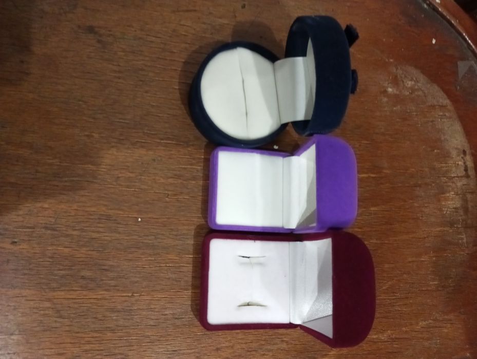 Продам коробочки подарочные