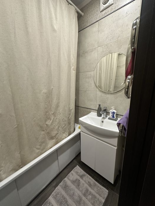 Квартира 3-х кімнатна в деснянському районі