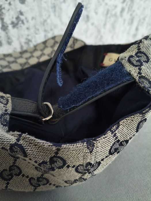 Кепка  GUCCI   .