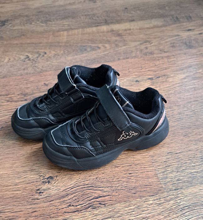 Buty sportowe rozm. 32