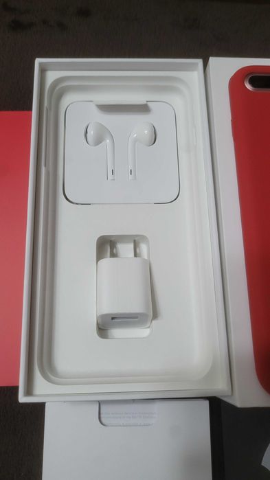 Iphone 7 plus  oryginalny nowy folia, kolor rose gold 128Gb ,słuchawki
