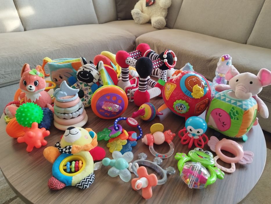 Zestaw zabawek 0-12 mcy