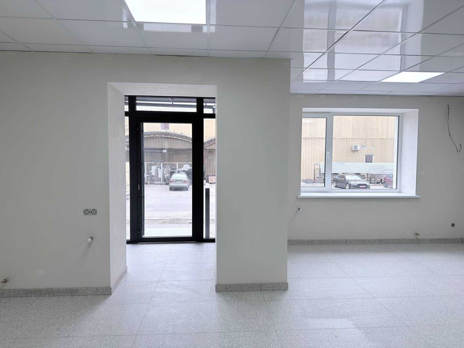 Оренда приміщення з новим ремонтом. 52м2. Левада.