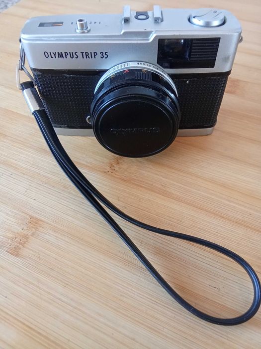 Olympus Trip 35 - Anos 70 em muito bom está de conservação.