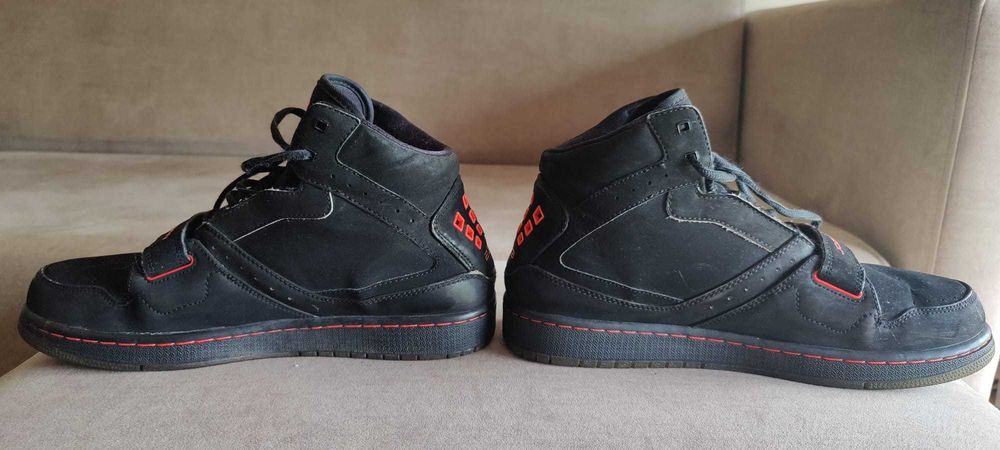 Sapatilhas Nike Air Jordan tam. 43 em excelente estado