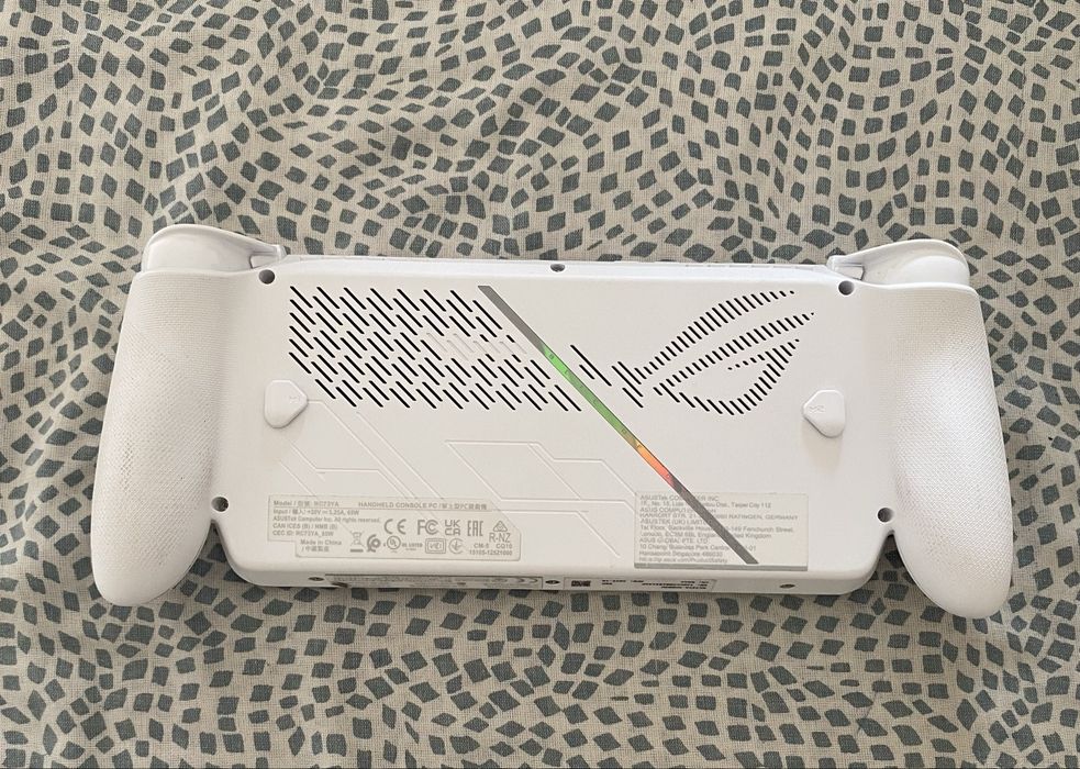ROG Xbox Ally Branca 512GB | Como Nova | Caixa + Garantia