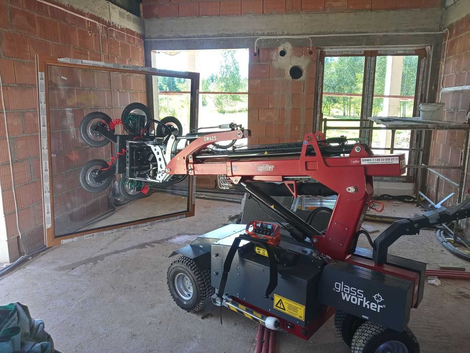 Manipulator do montażu dużych szkleń Glassworker GW625-2 z najazdami