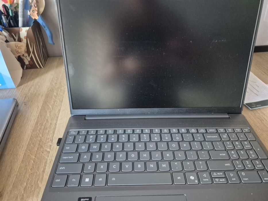 Lenovo Idea Pad Slim 3 (NOWY)