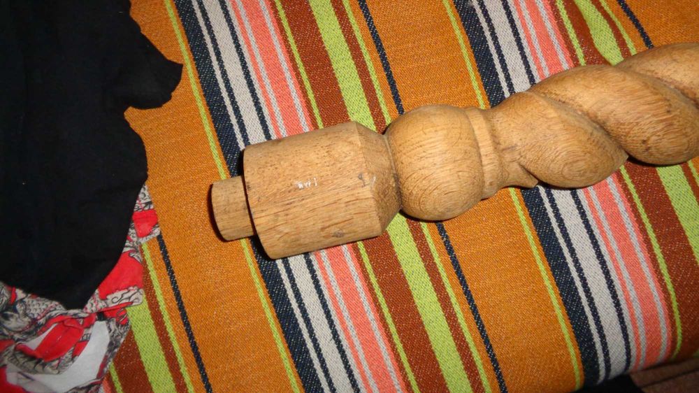 Słup spirala -polski dąb