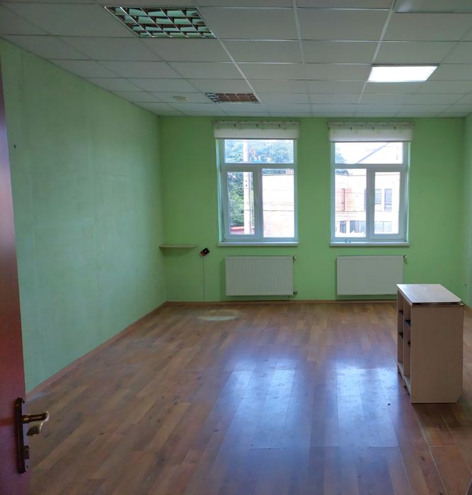 Оренда приміщення в Брюховичах