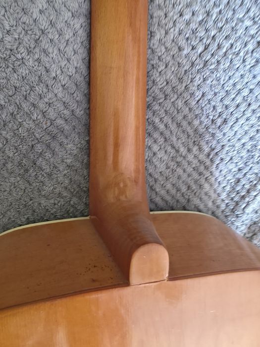 Gitara akustyczna