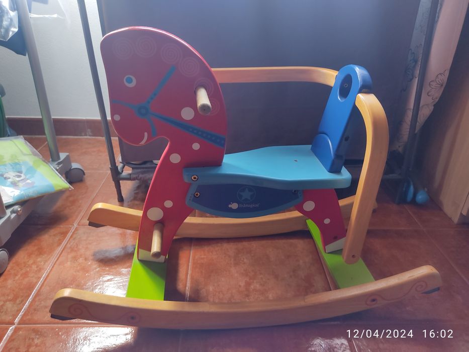 Cavalinho madeira ItsImagical