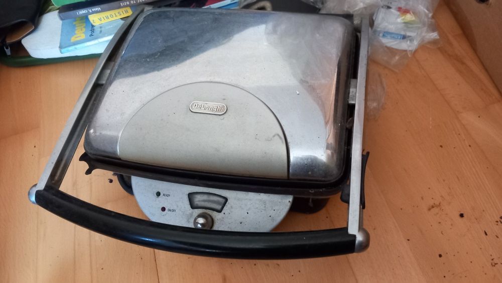 Grill elektryczny Delonghi