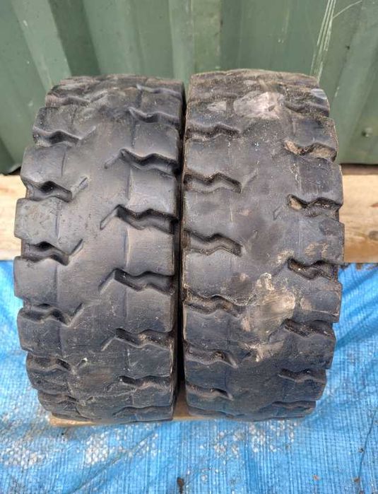 OPONY PEŁNE CONTINENTAL 125/75- R 8 15 X 4 1/2 - 8