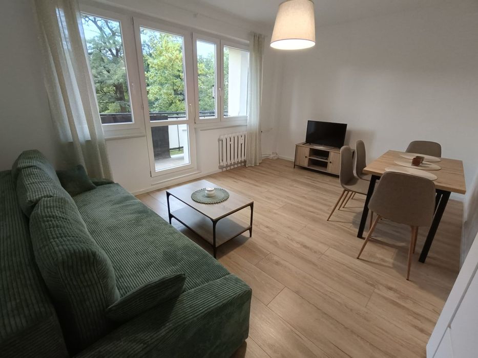 Wynajmę bezpośrednio | 2 niezależne pokoje | balkon | 1 piętro | winda | os. Czecha Poznań