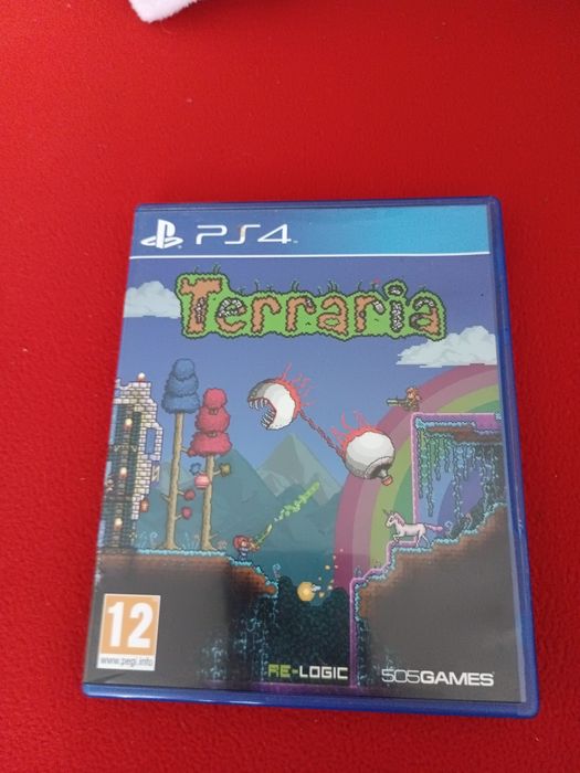 Sprzedam grę terraria na konsolę PS4