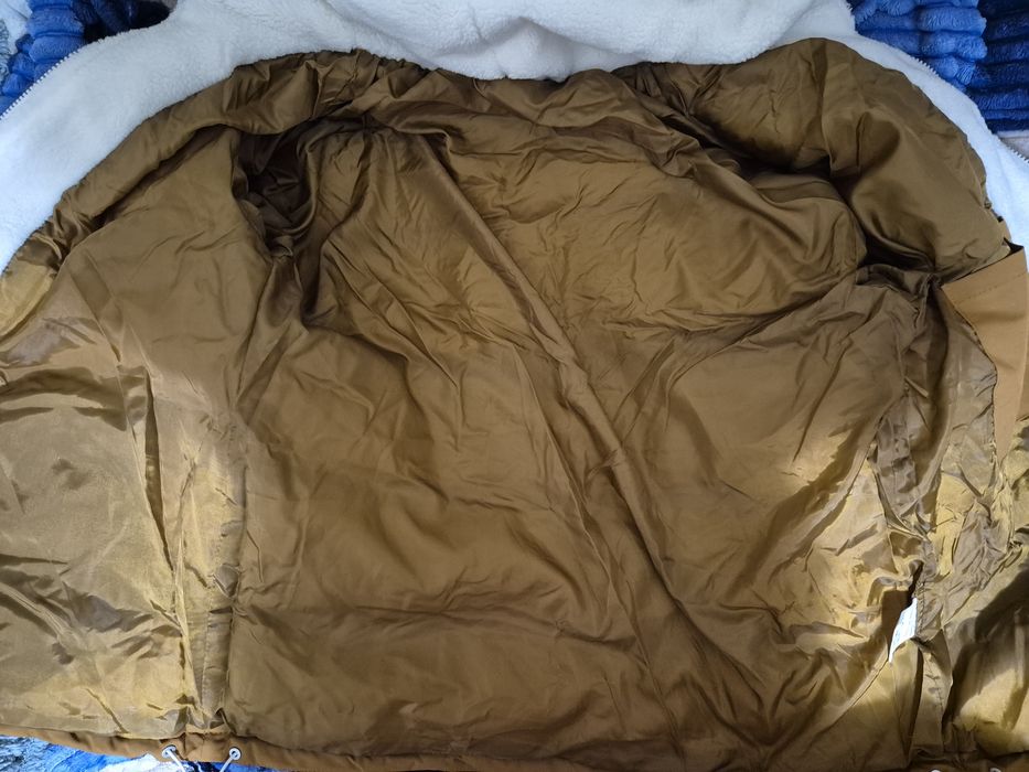 Куртка бомбер зимова, розмір М нова