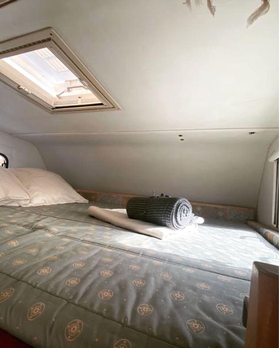 Vendo autocaravana com motor com garantia