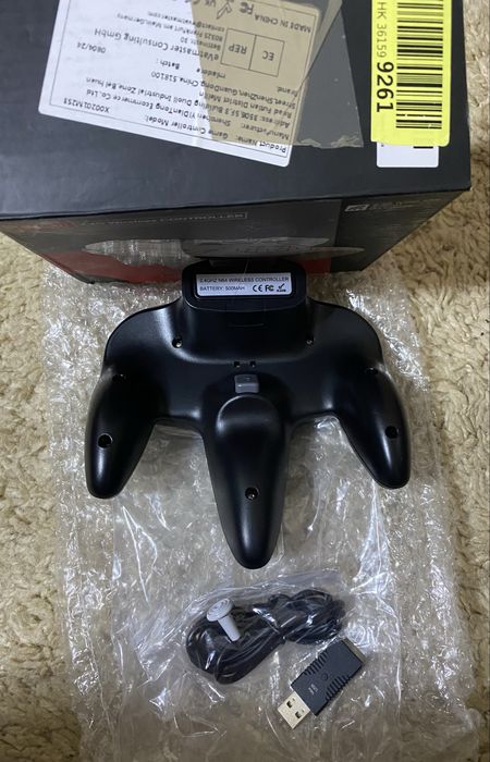 Геймпад  , контролер для консолі Nintendo 64
