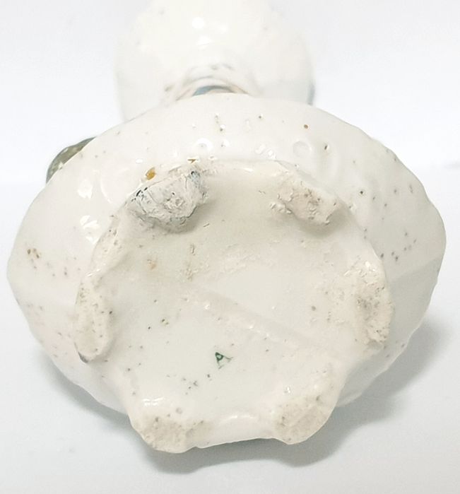 Pequena antiga jarrinha de altar francesa N. S. da Conceição